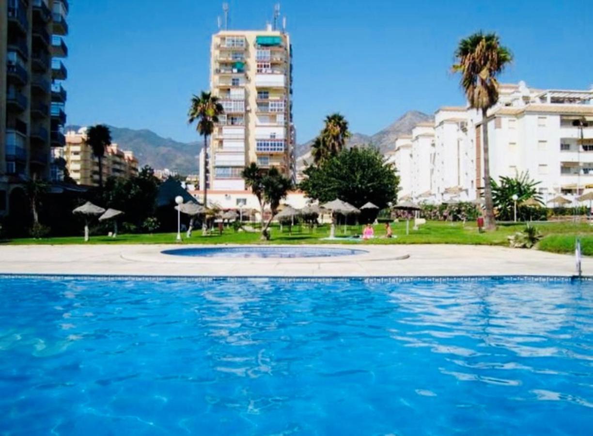 Precioso Estudio Frente Al Mar Con Piscina Benalmádena Exteriér fotografie