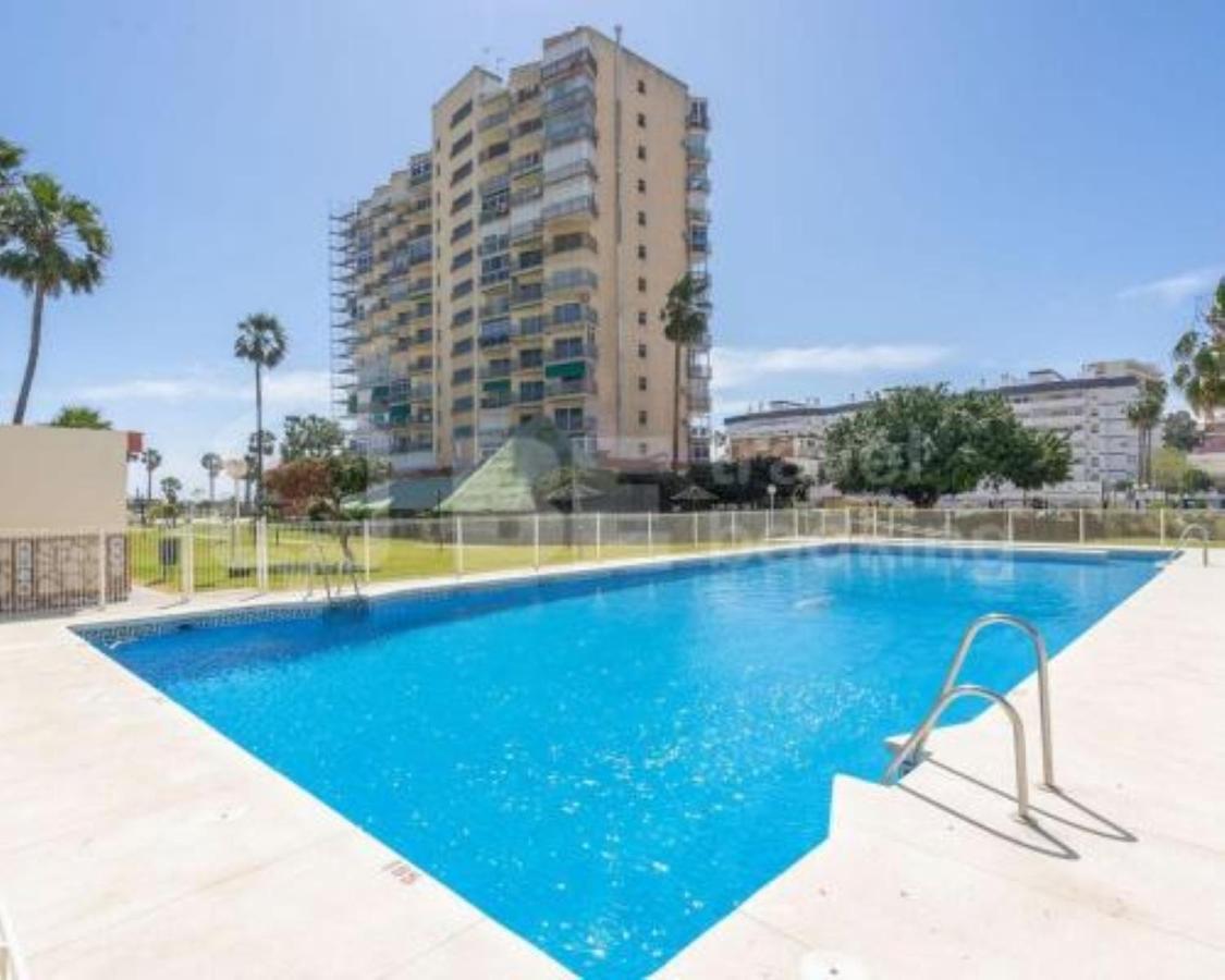 Precioso Estudio Frente Al Mar Con Piscina Benalmádena Exteriér fotografie