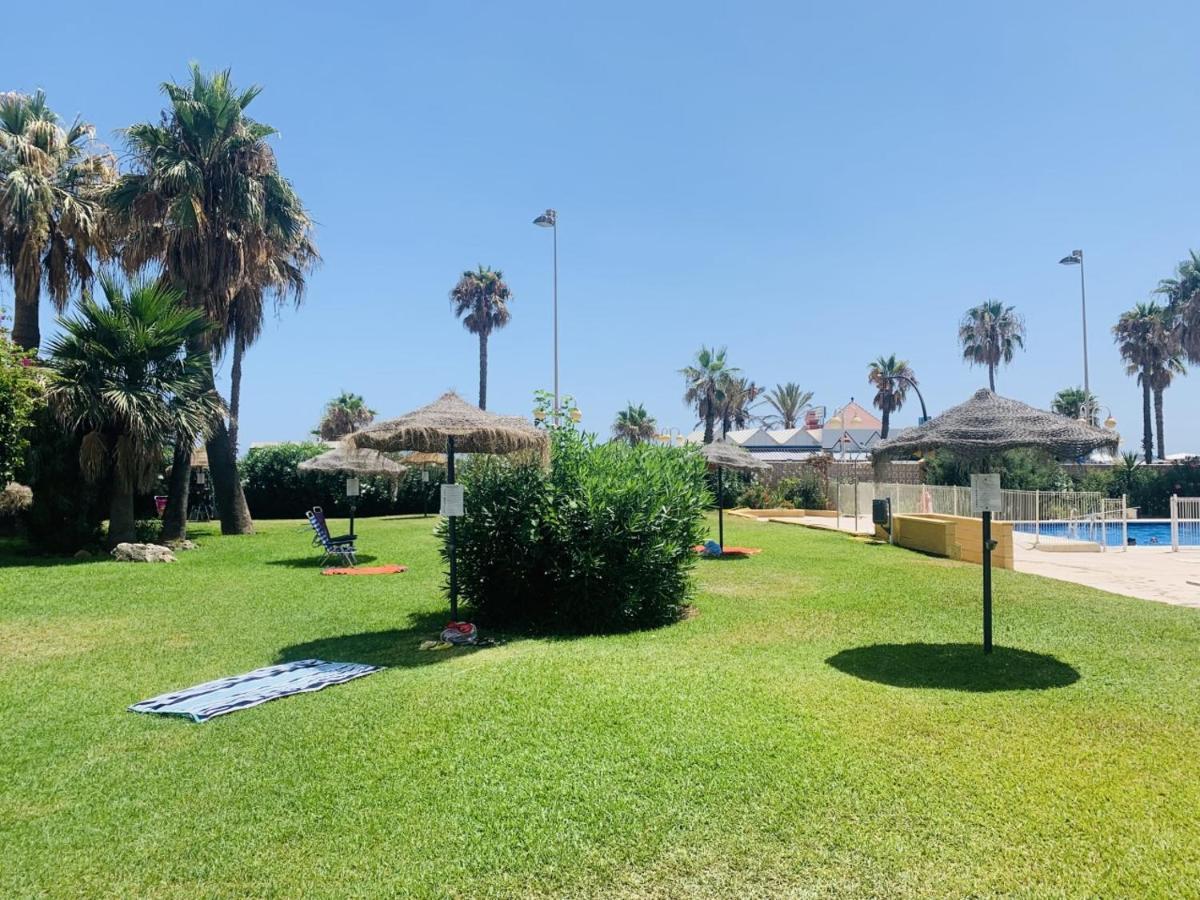 Precioso Estudio Frente Al Mar Con Piscina Benalmádena Exteriér fotografie