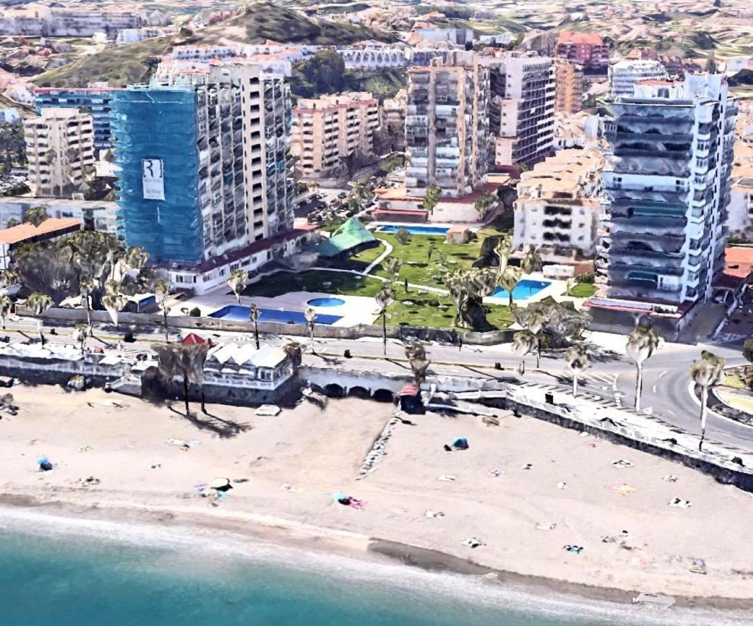 Precioso Estudio Frente Al Mar Con Piscina Benalmádena Exteriér fotografie
